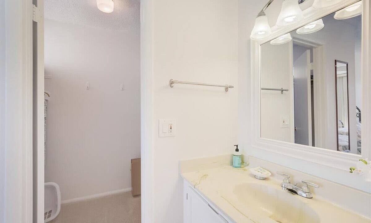Photo of Bathroom in Aloha Kai