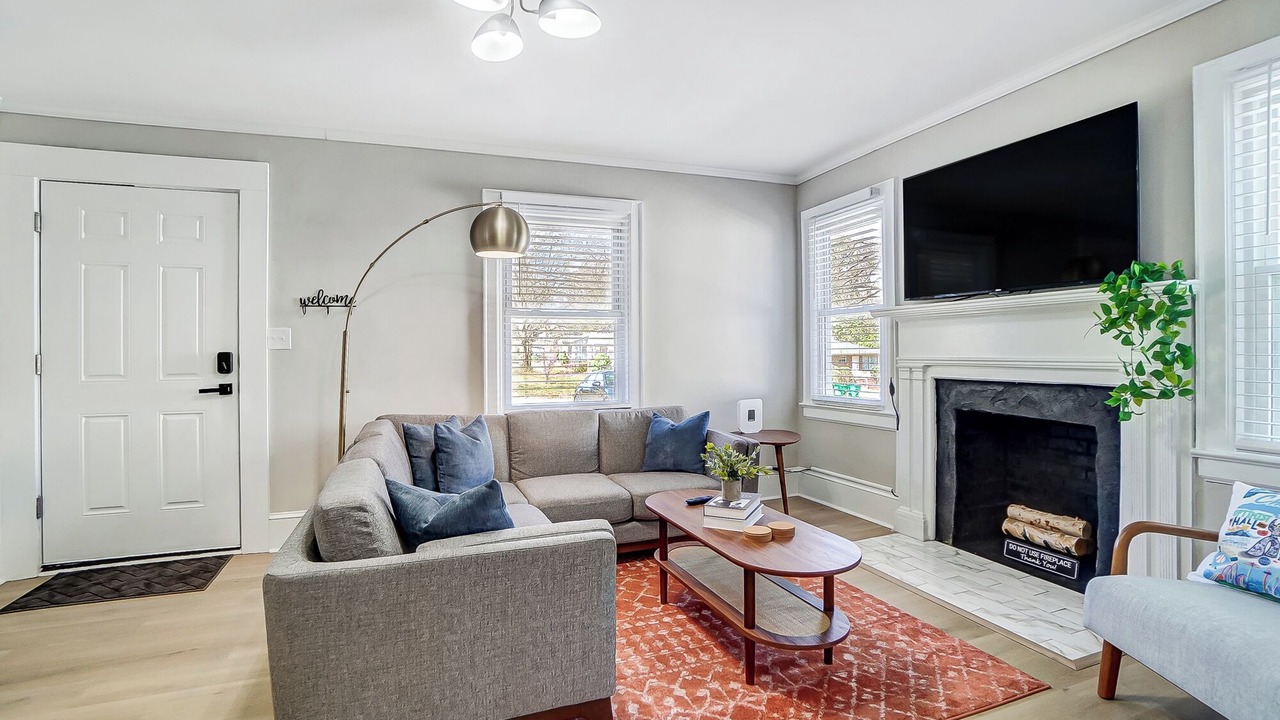 Photo of Livingroom in Enderly Park