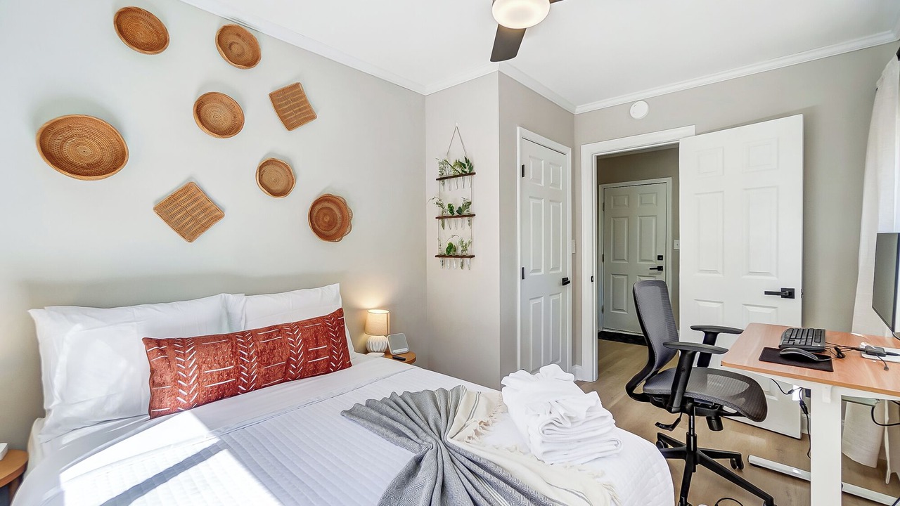 Photo of Bedroom in Enderly Park
