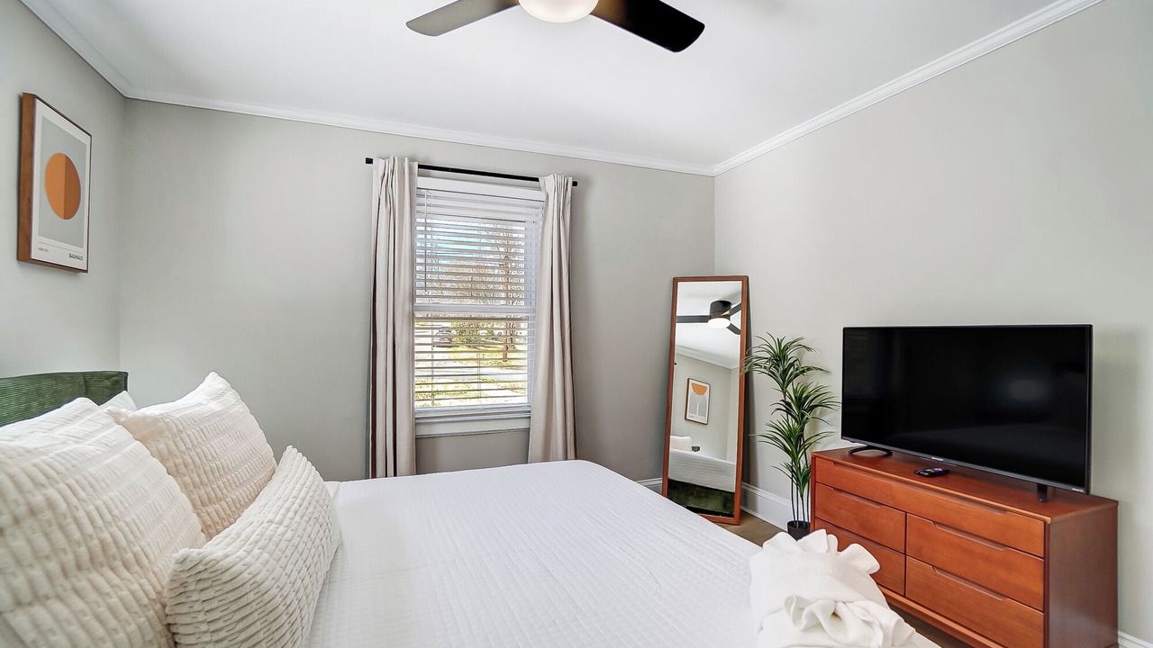 Photo of Bedroom in Enderly Park