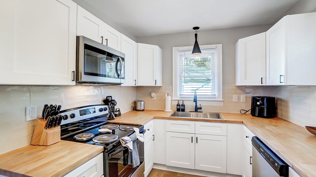 Photo of Kitchen in Enderly Park