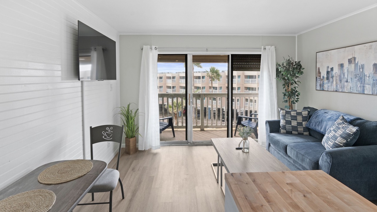 Photo of Livingroom in North Beach