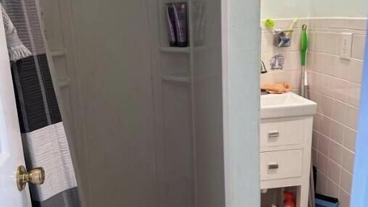 Photo of Bathroom in Ortley Beach