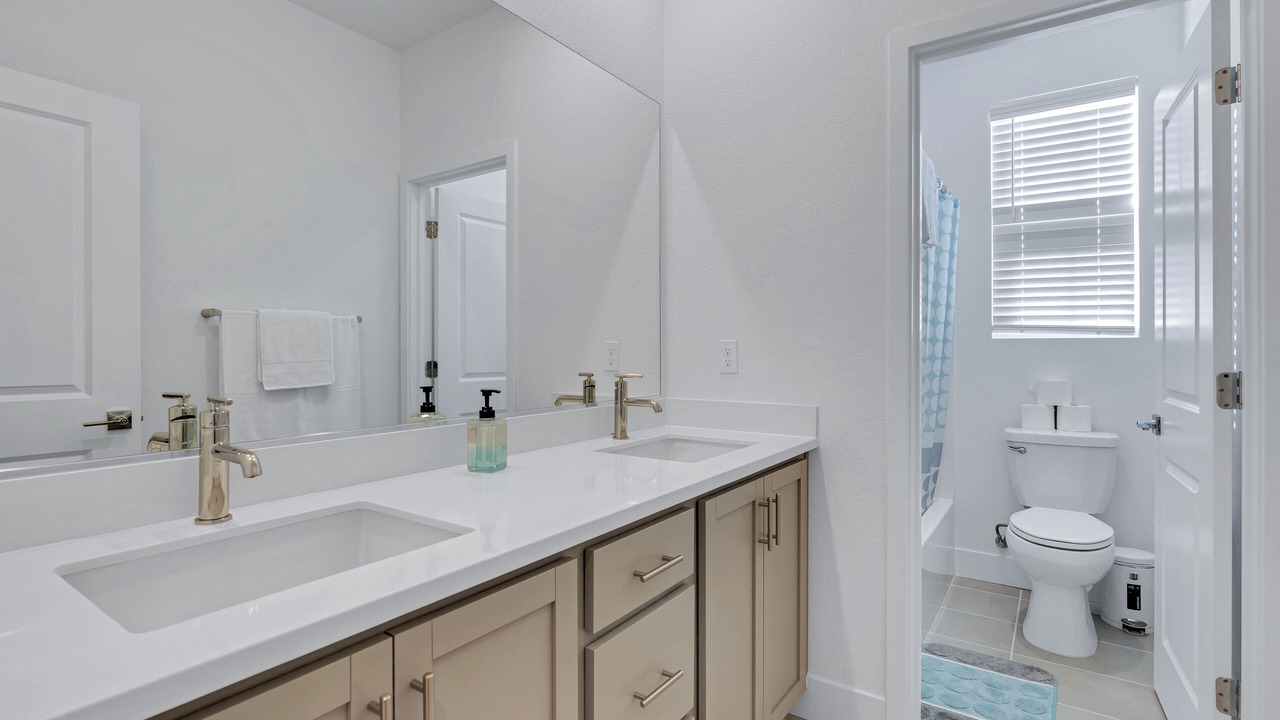 Photo of Bathroom in Peters