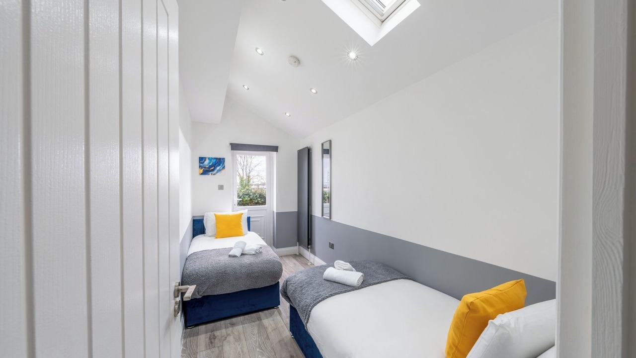 Photo of Others in East Acton