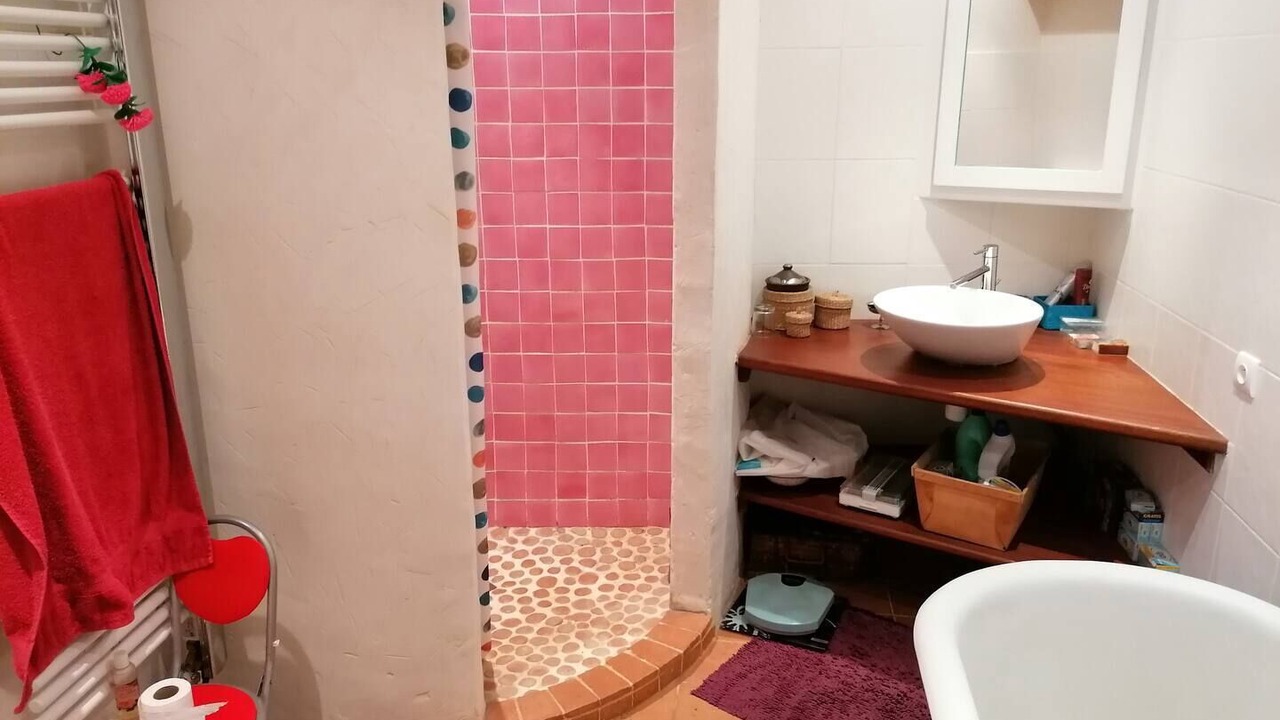 Photo of Bathroom in Broquies