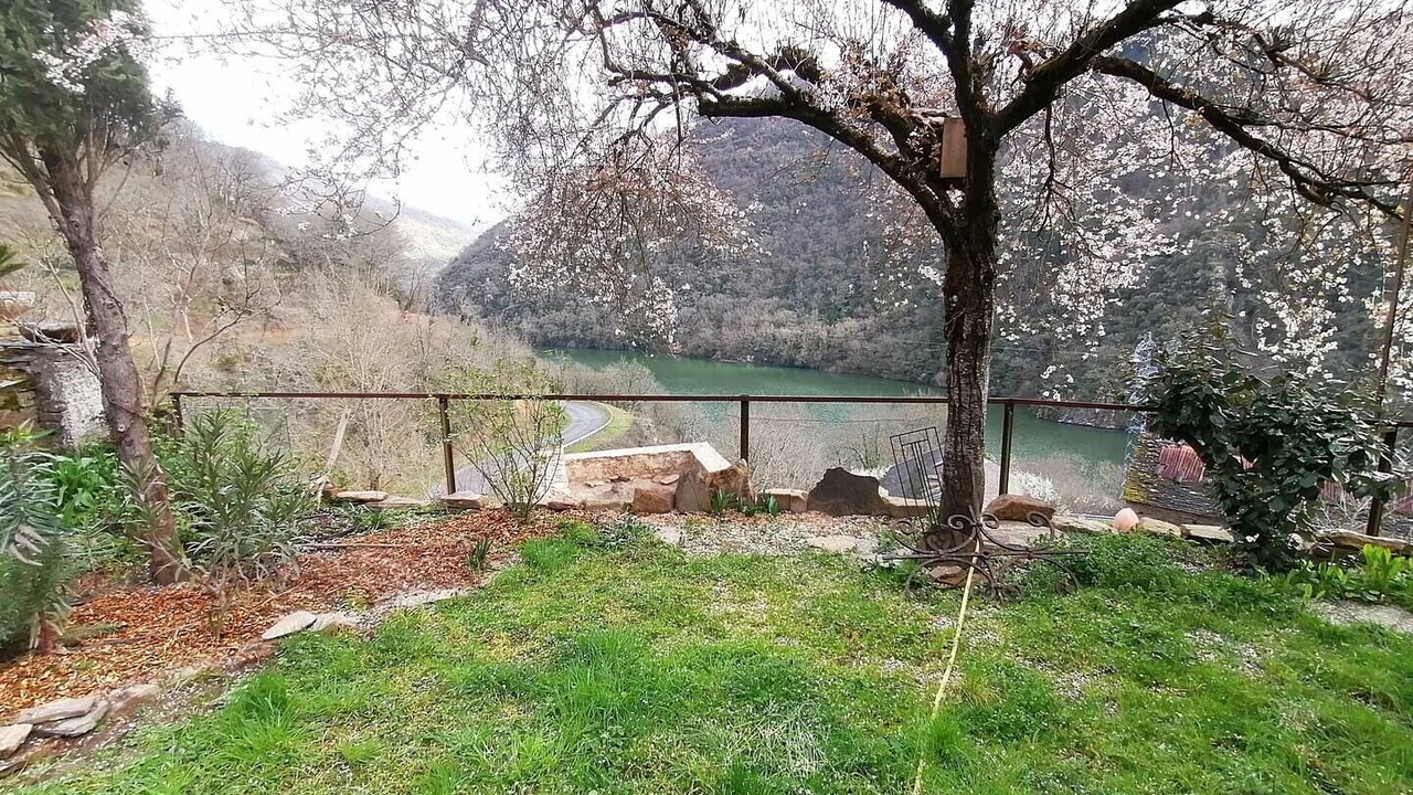 Photo of Outdoor in Broquies