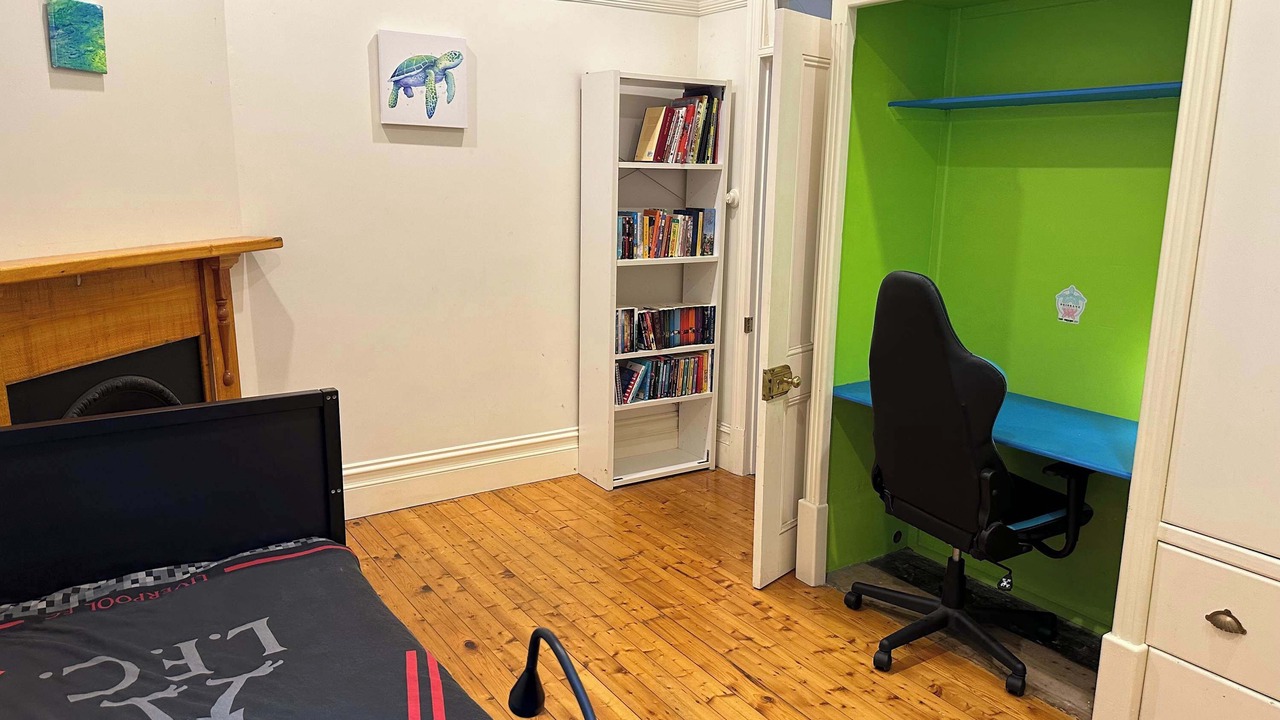 Photo of Others in Annandale