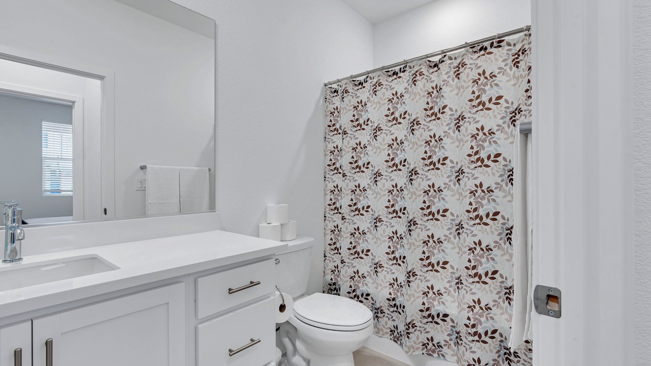 Photo of Bathroom in Peters