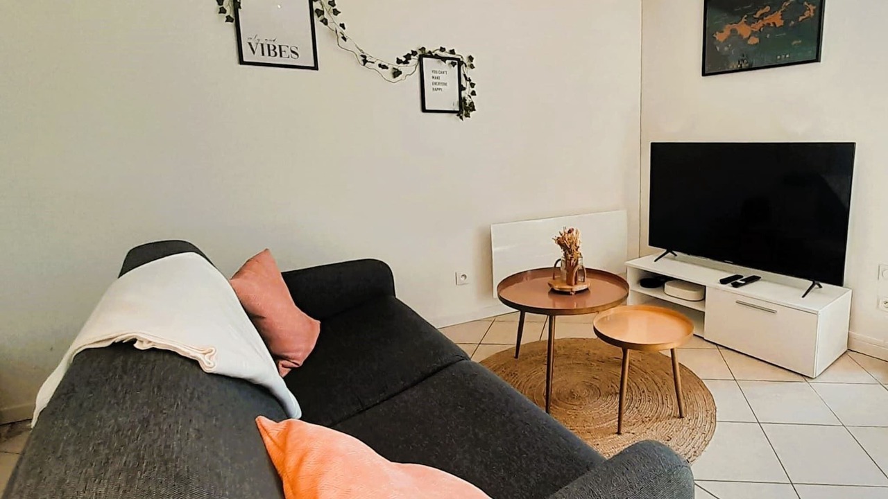 Photo of Livingroom in Reuilly