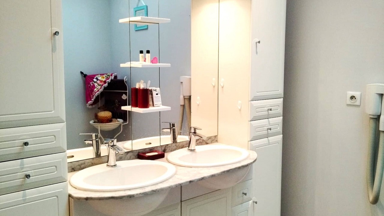 Photo of Bathroom in Chateauroux