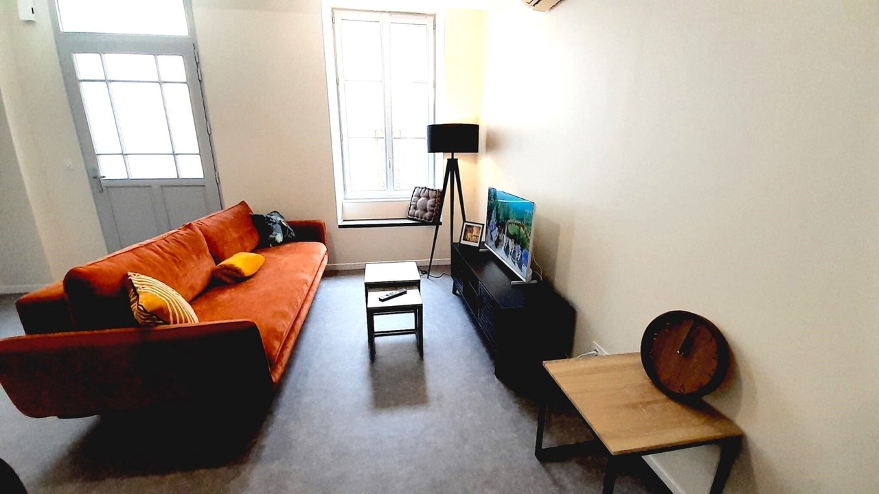 Photo of Livingroom in Ecueille