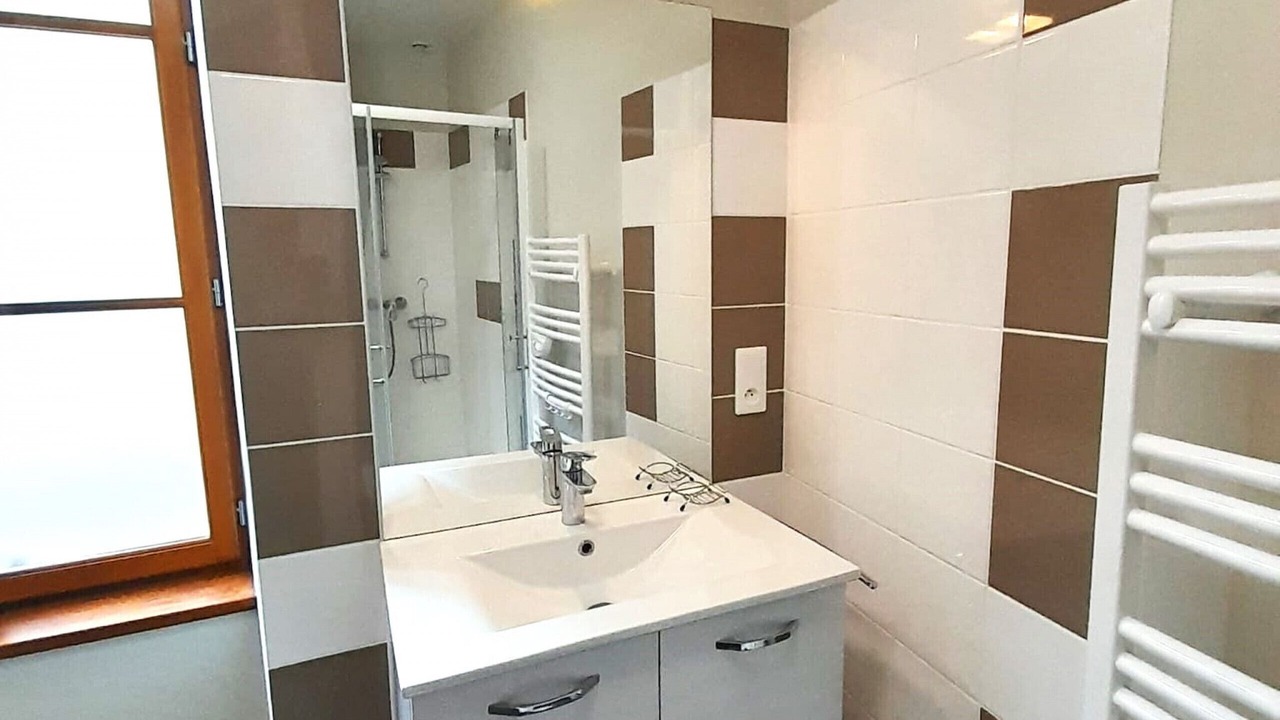 Photo of Bathroom in Levroux