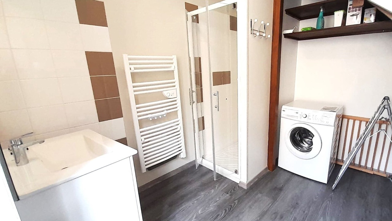 Photo of Bathroom in Levroux