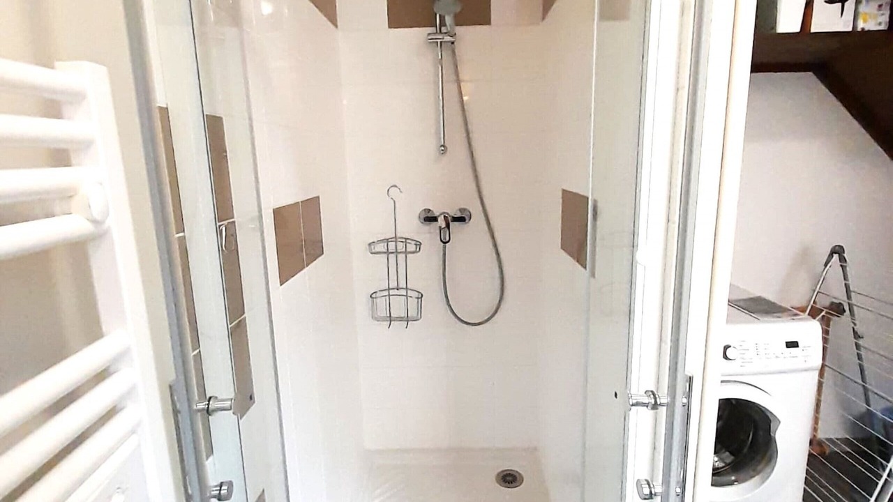 Photo of Bathroom in Levroux