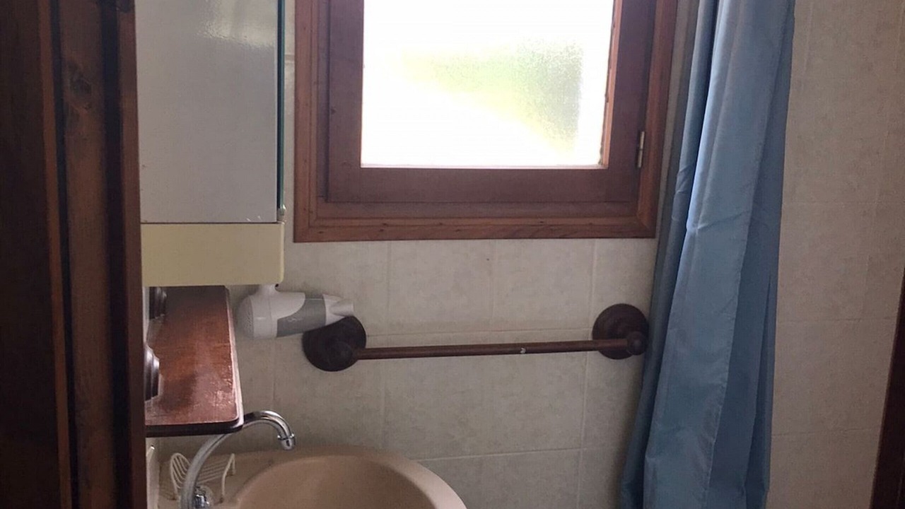 Photo of Bathroom in Saint-Georges-sur-Arnon