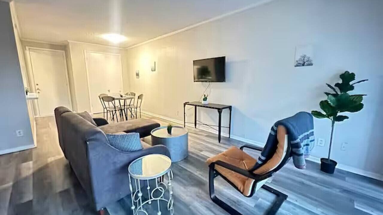 Photo of Livingroom in Nassau Bay