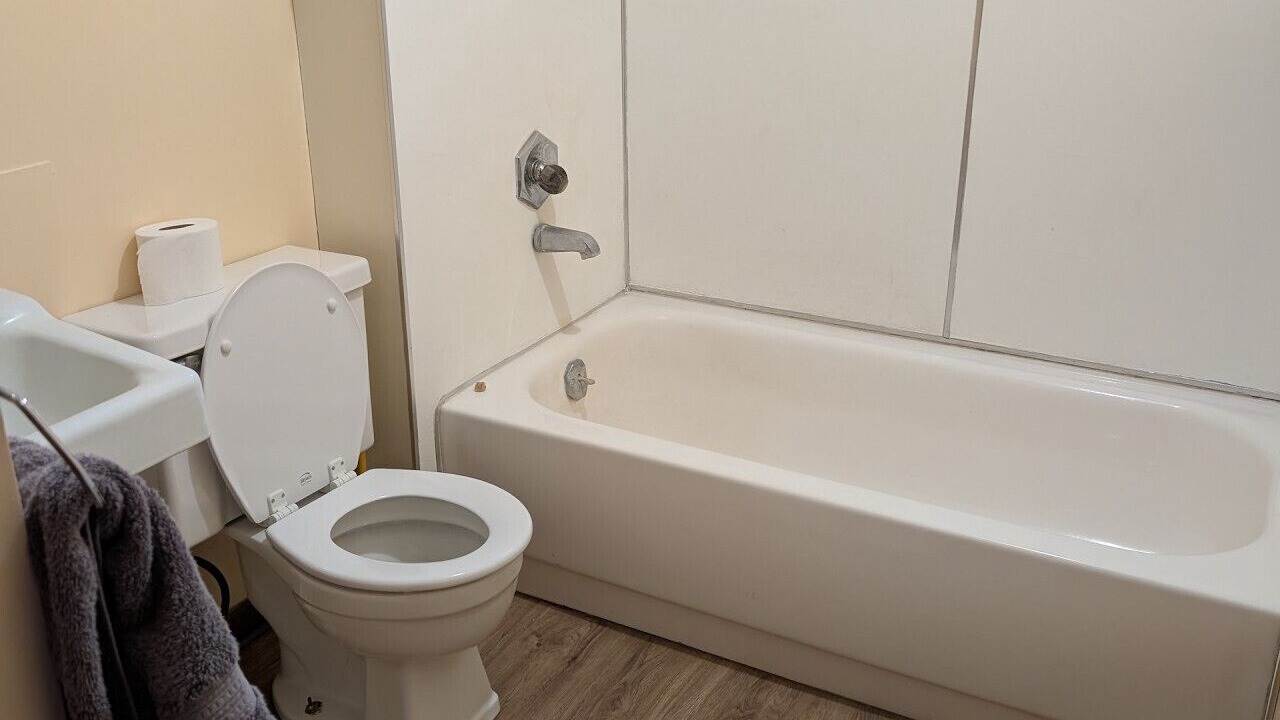 Photo of Bathroom in Kasbeer