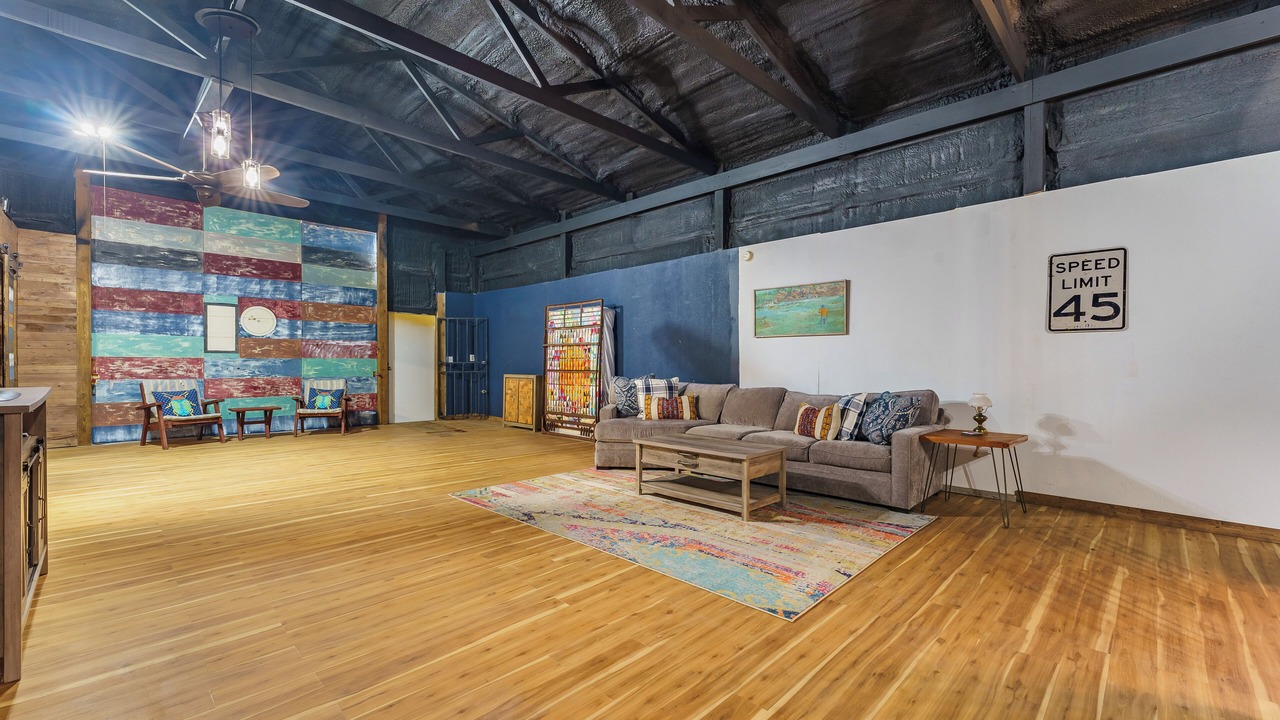 Photo of Livingroom in Garfield