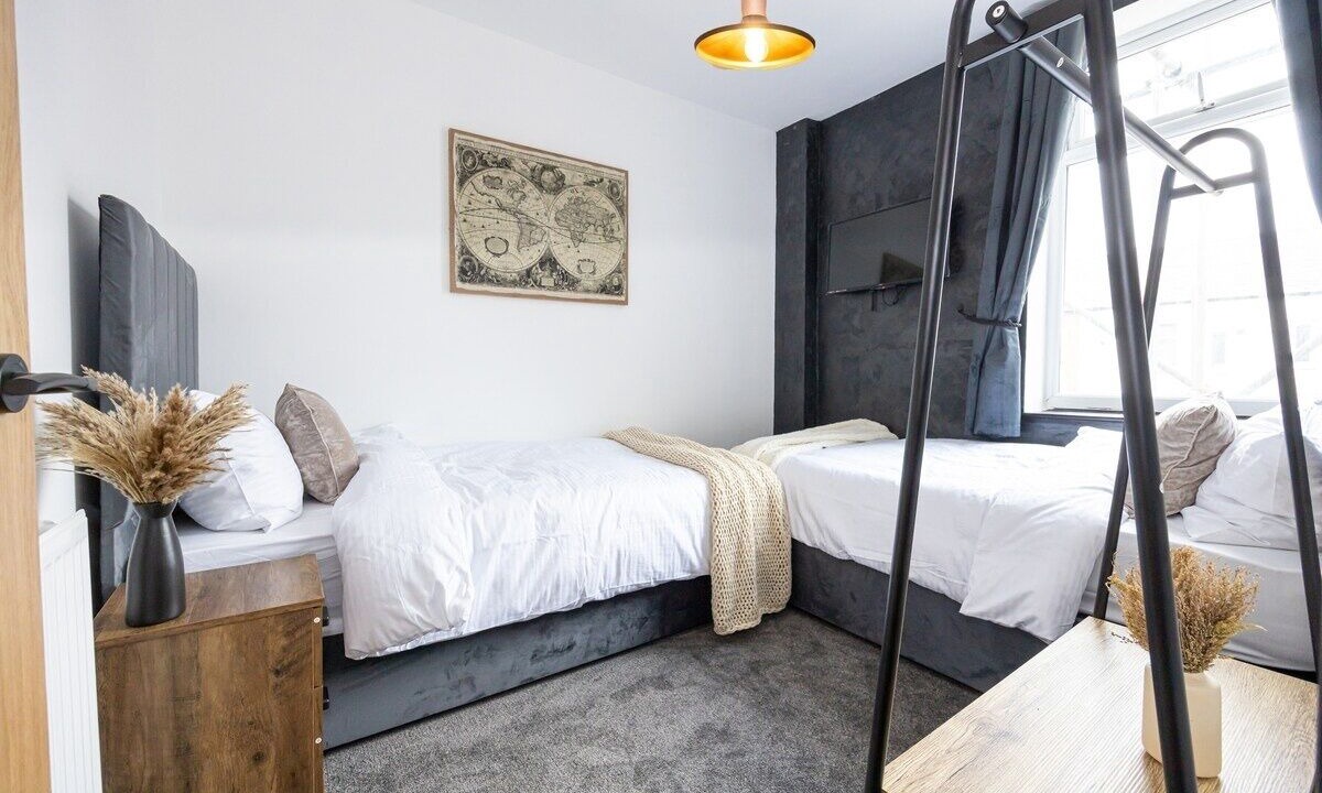 Photo of Bedroom in Leigh