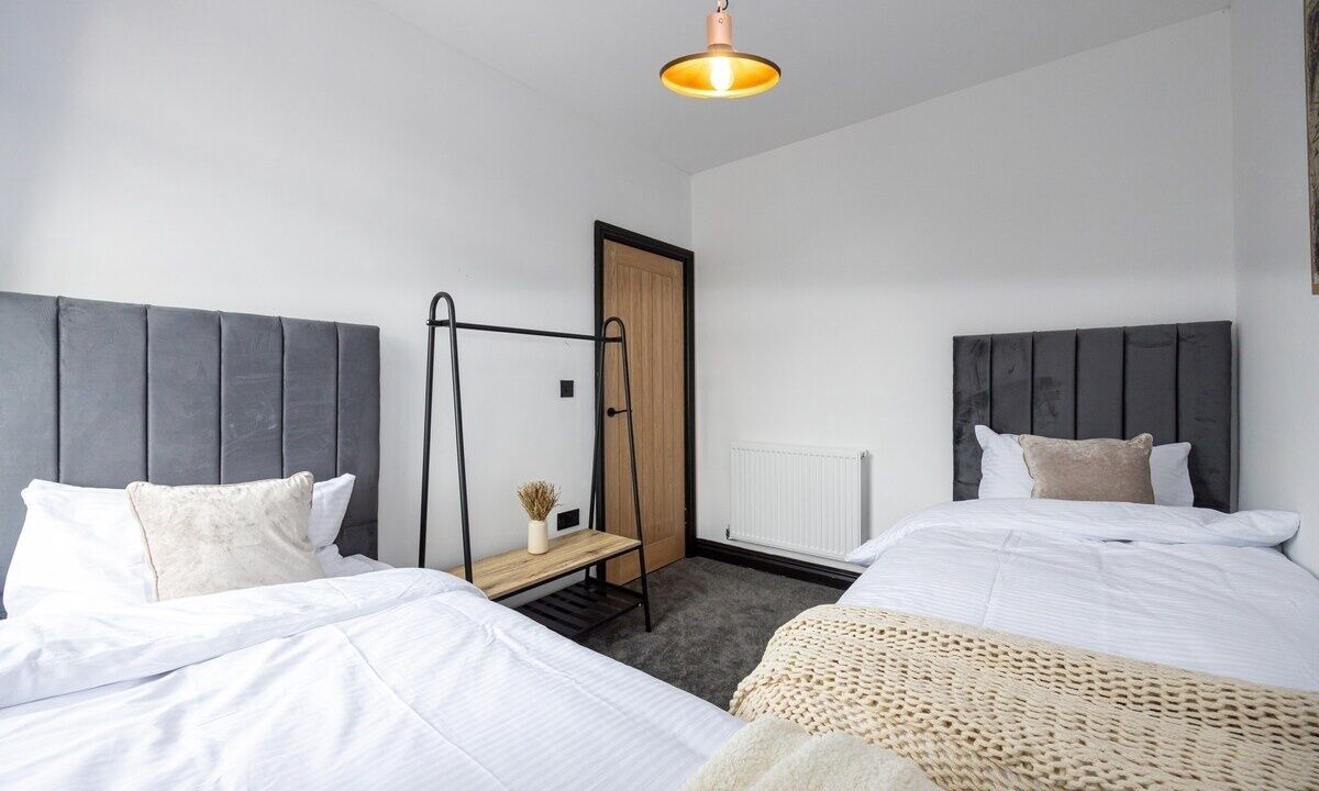 Photo of Bedroom in Leigh