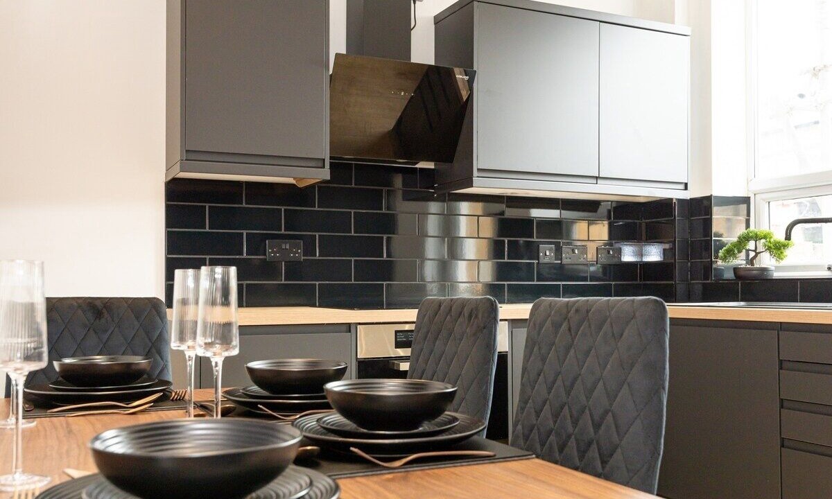 Photo of Others in Leigh