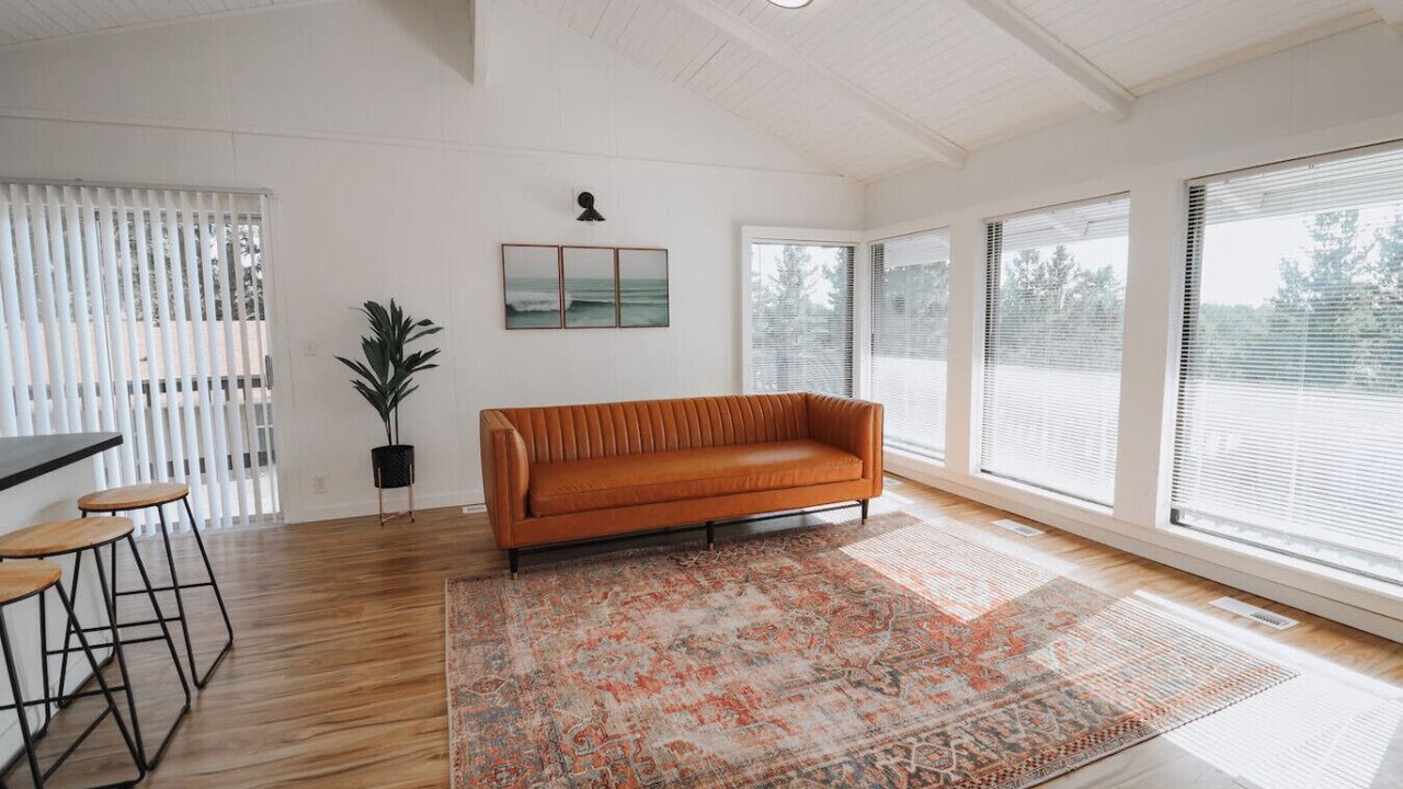 Photo of Livingroom in Cohassett Beach