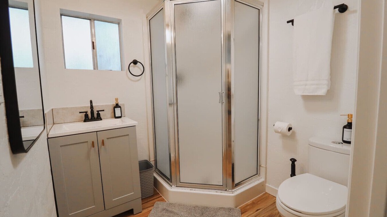Photo of Bathroom in Cohassett Beach