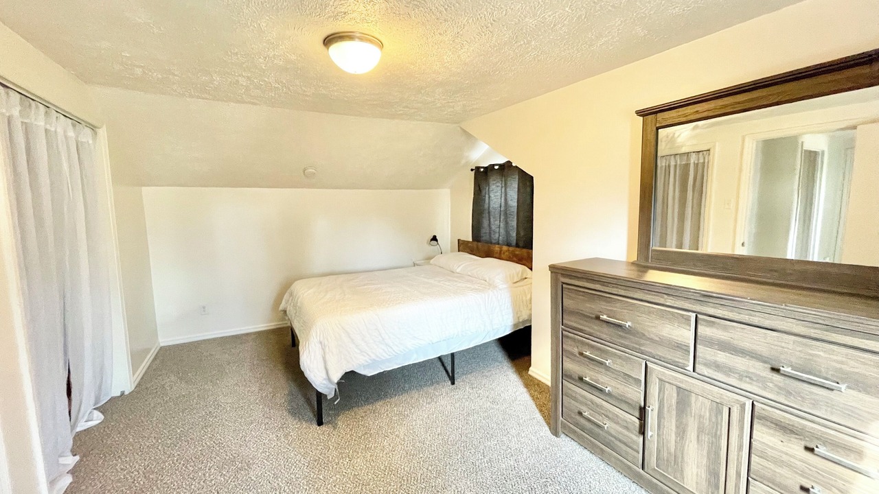 Photo of Bedroom in Carbondale