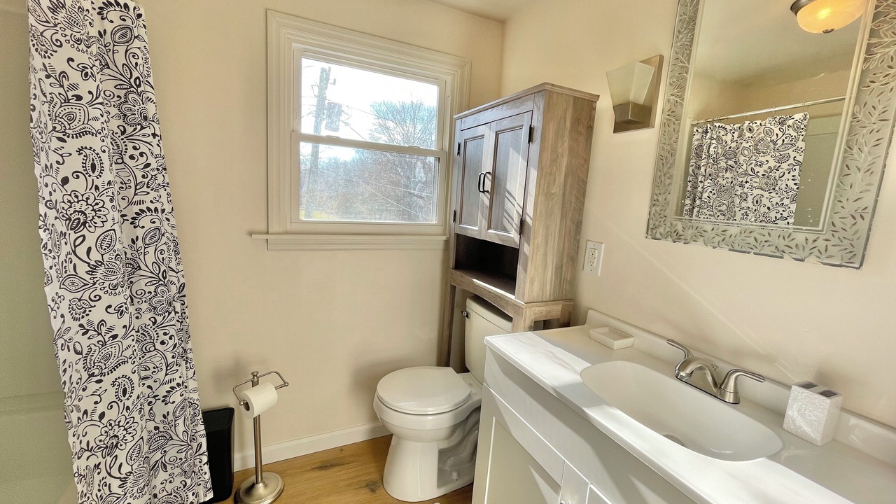Photo of Bathroom in Carbondale