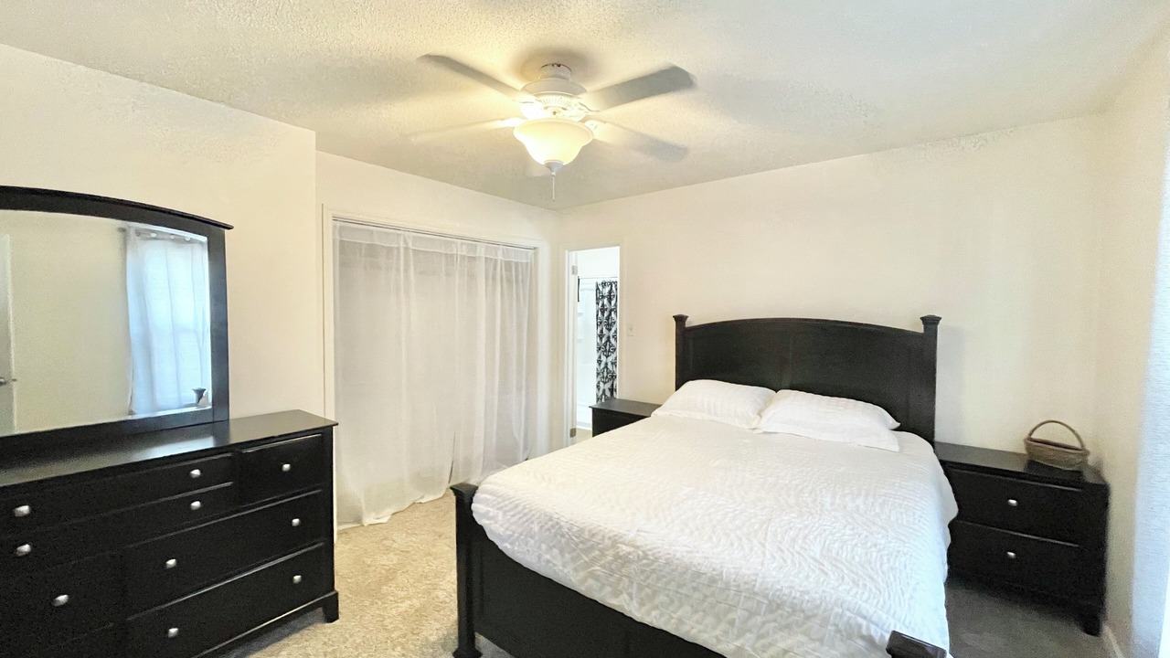 Photo of Bedroom in Carbondale