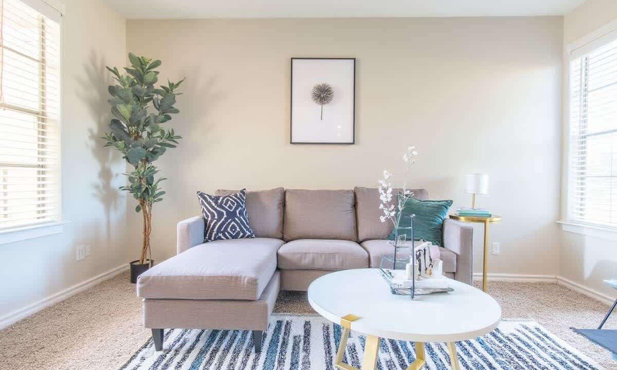 Photo of Livingroom in Far North Dallas