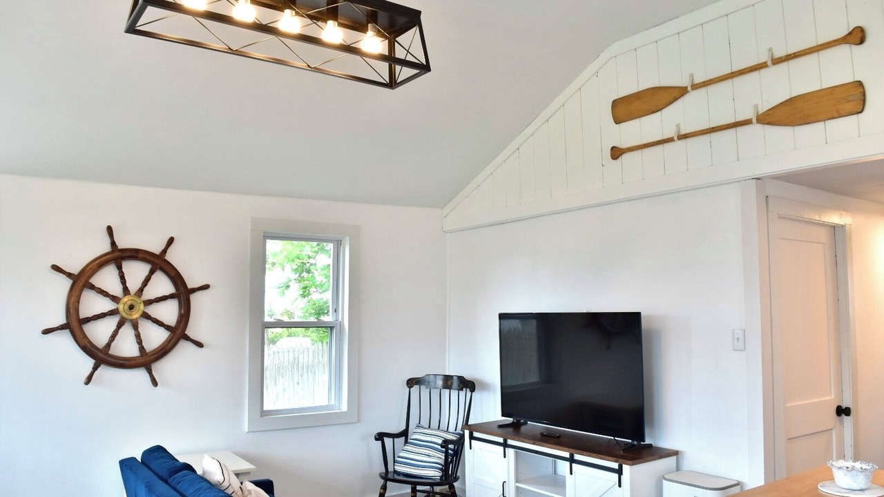 Photo of Livingroom in Snug Harbor