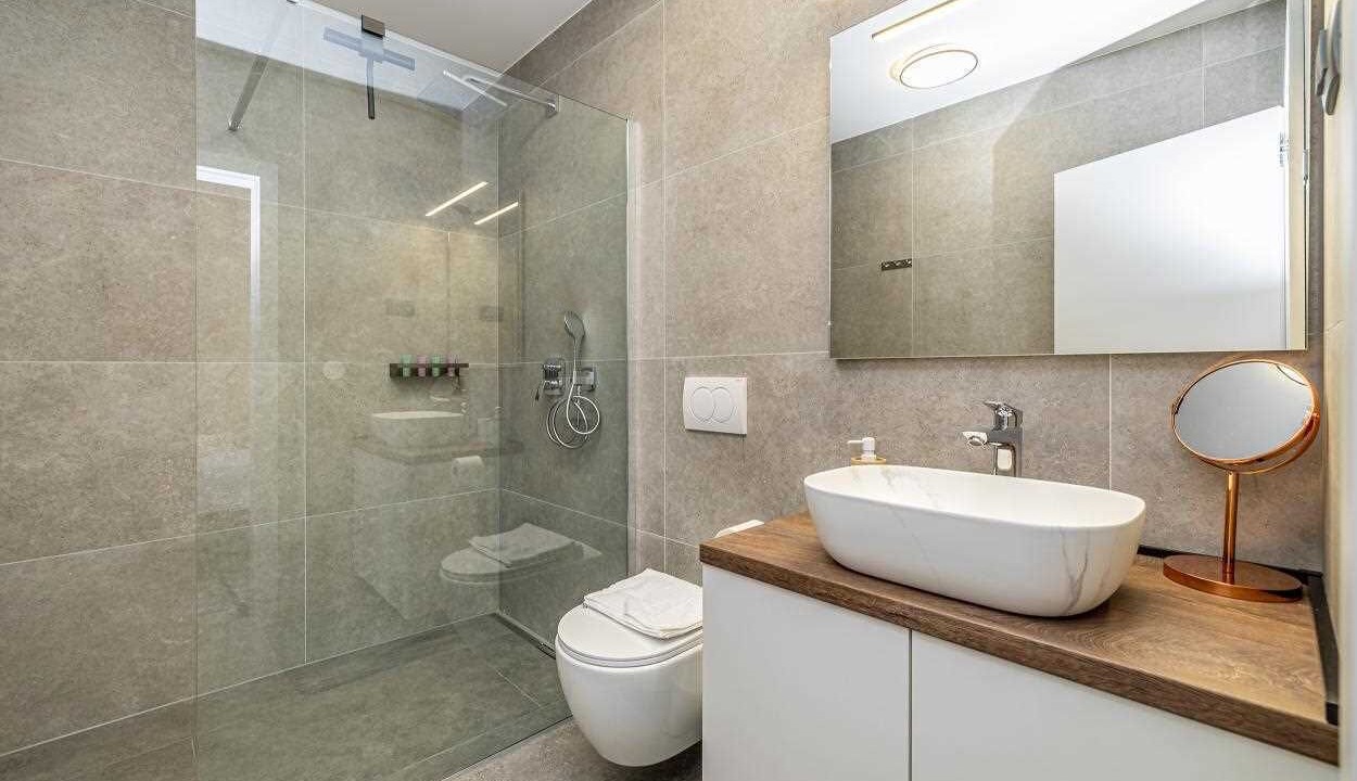 Photo of Bathroom in Kornic