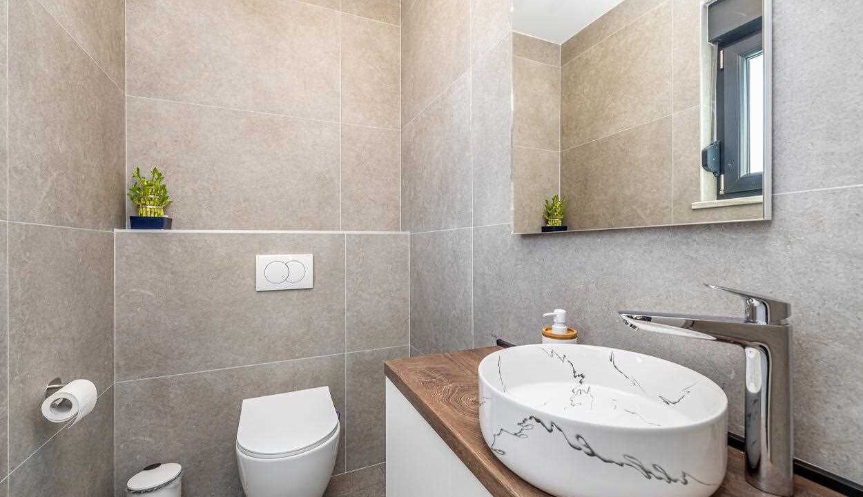 Photo of Bathroom in Kornic