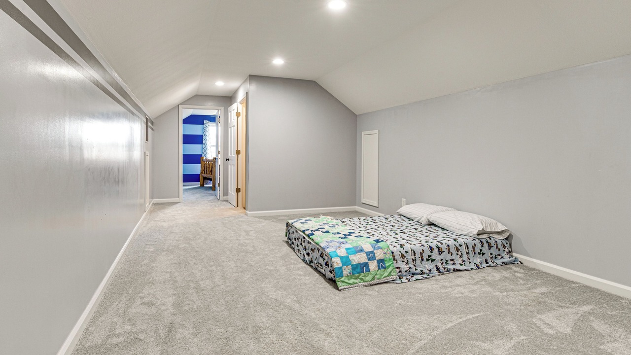 Photo of Others in Odon