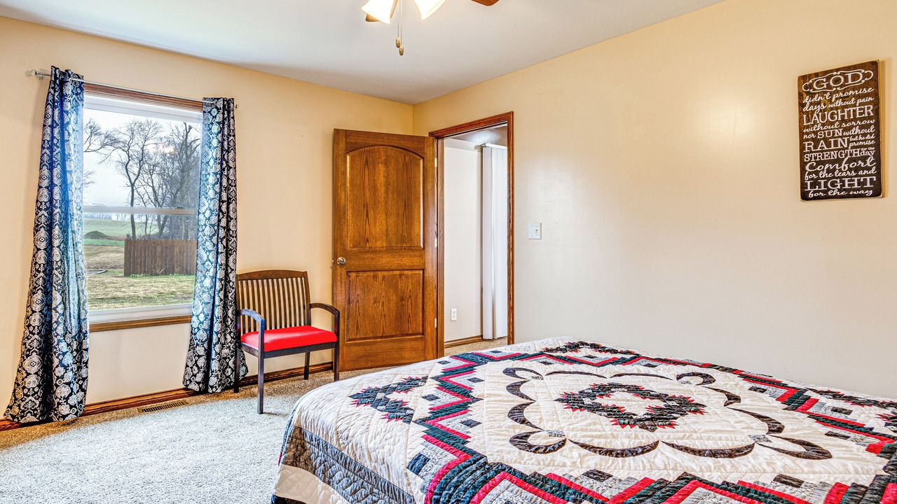 Photo of Bedroom in Odon