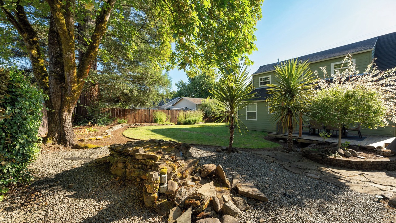 Photo of Outdoor in Roseburg