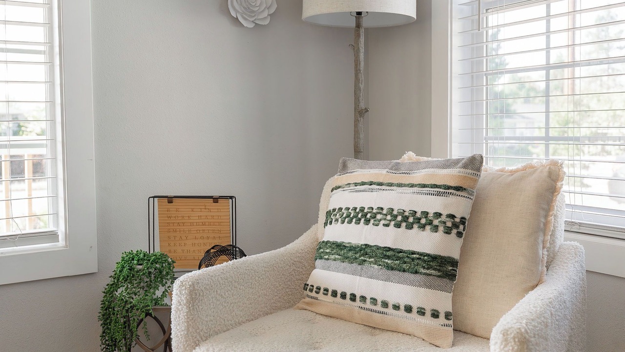 Photo of Livingroom in Roseburg