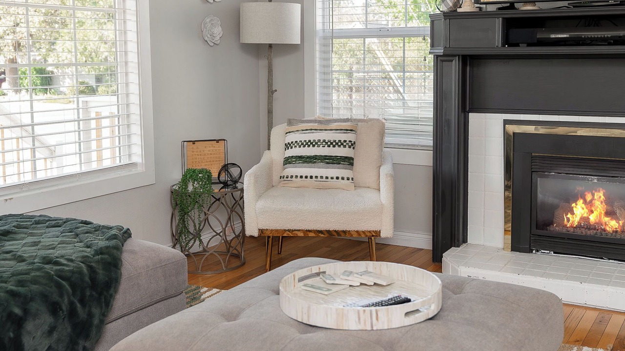 Photo of Livingroom in Roseburg