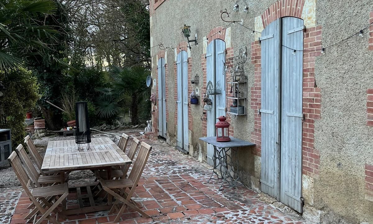 Photo of Outdoor in Pavie