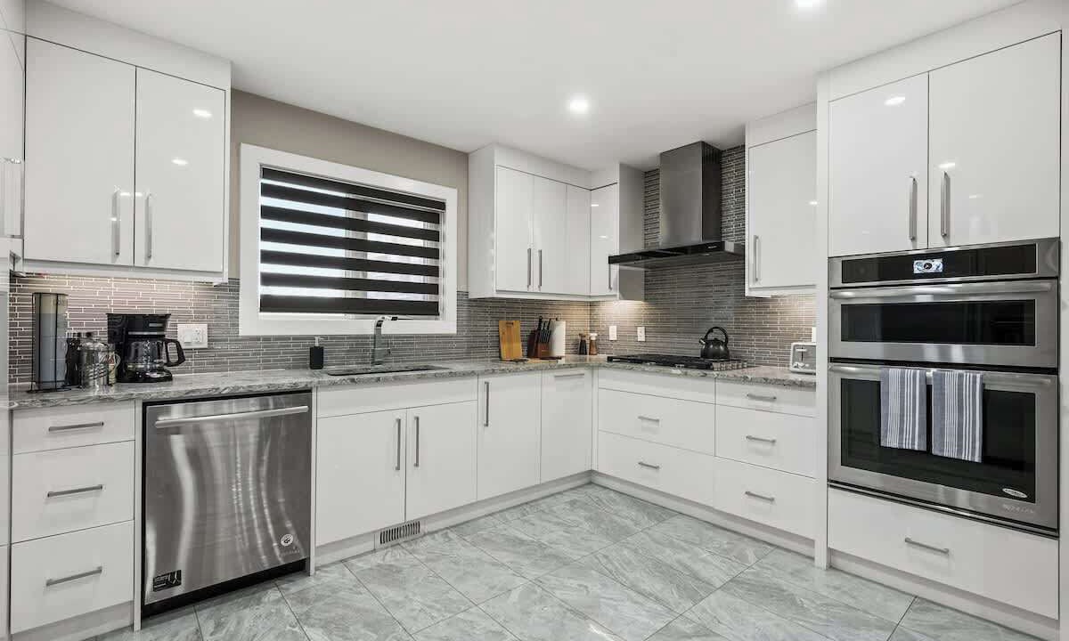 Photo of Kitchen in Lower Mount Royal