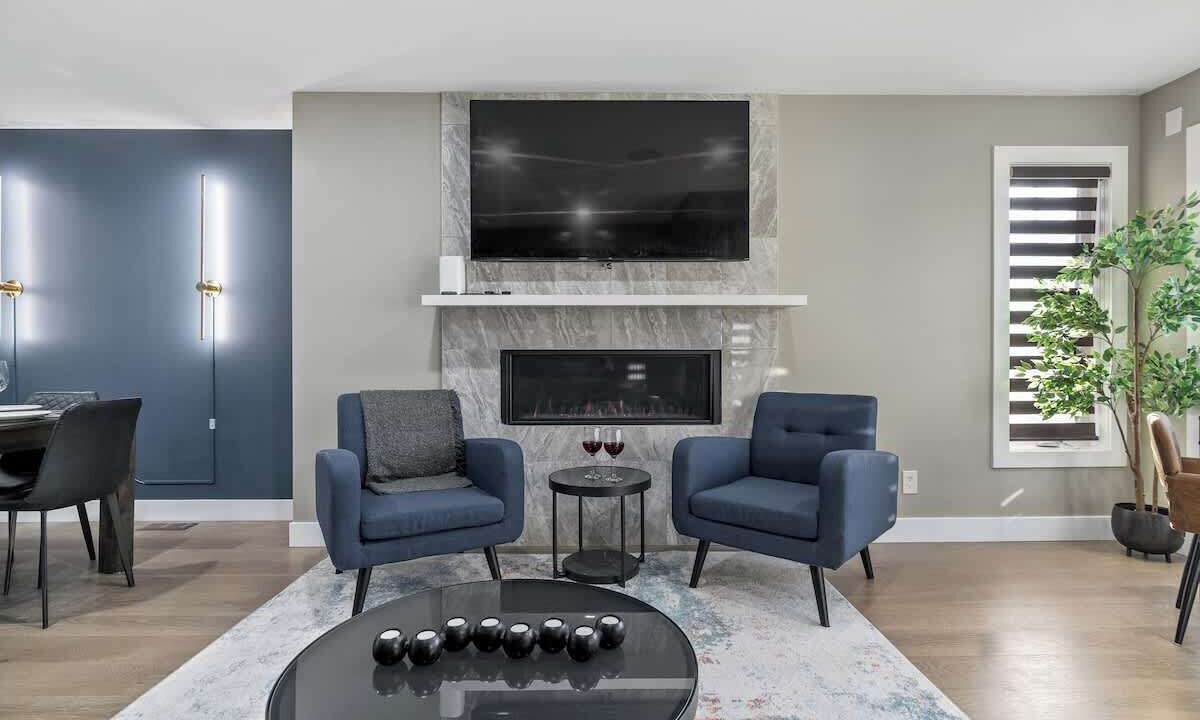 Photo of Livingroom in Lower Mount Royal