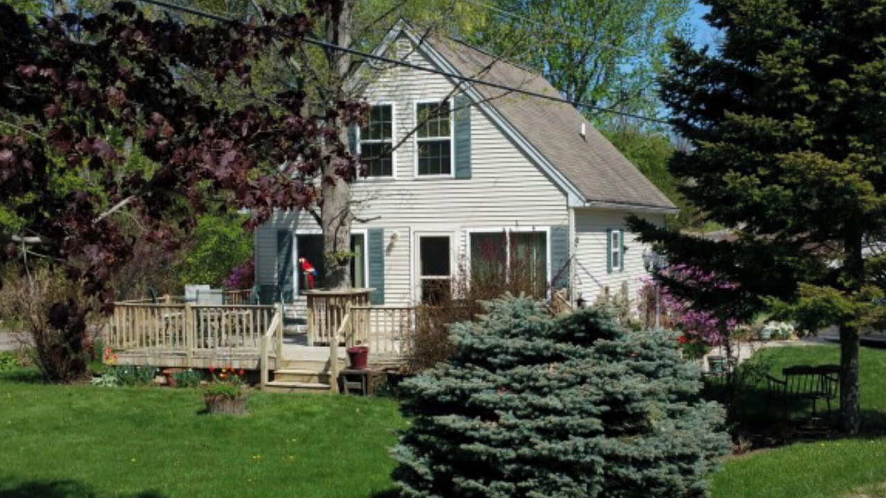 Photo of Outdoor in Malletts Bay