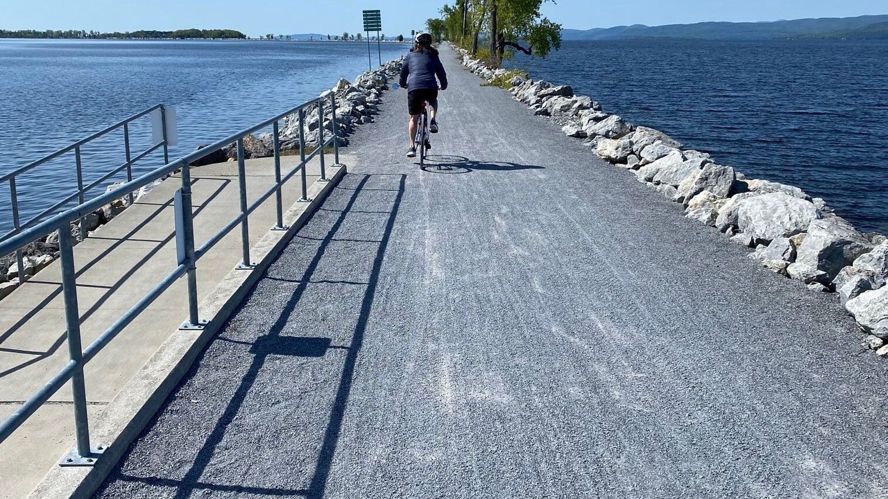 Photo of Others in Malletts Bay