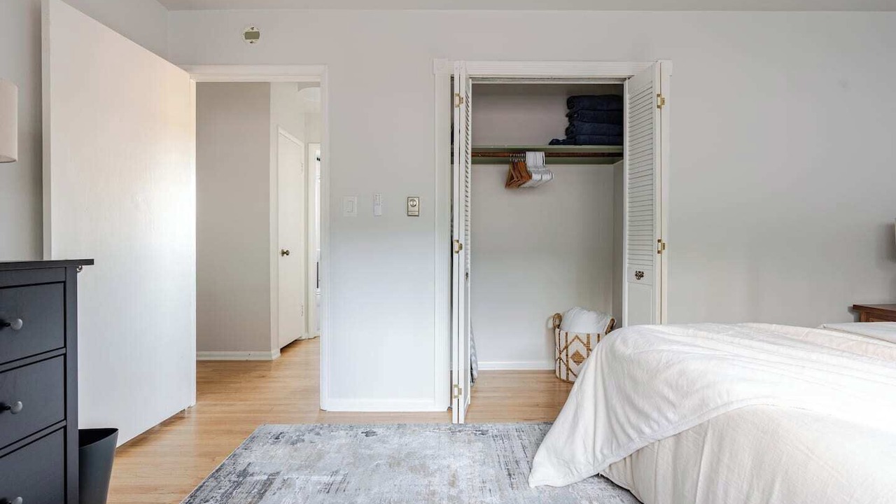 Photo of Bedroom in University District