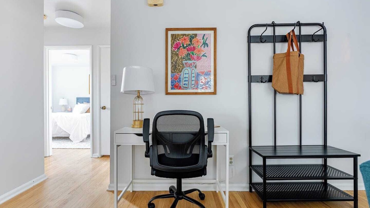 Photo of Bedroom in University District