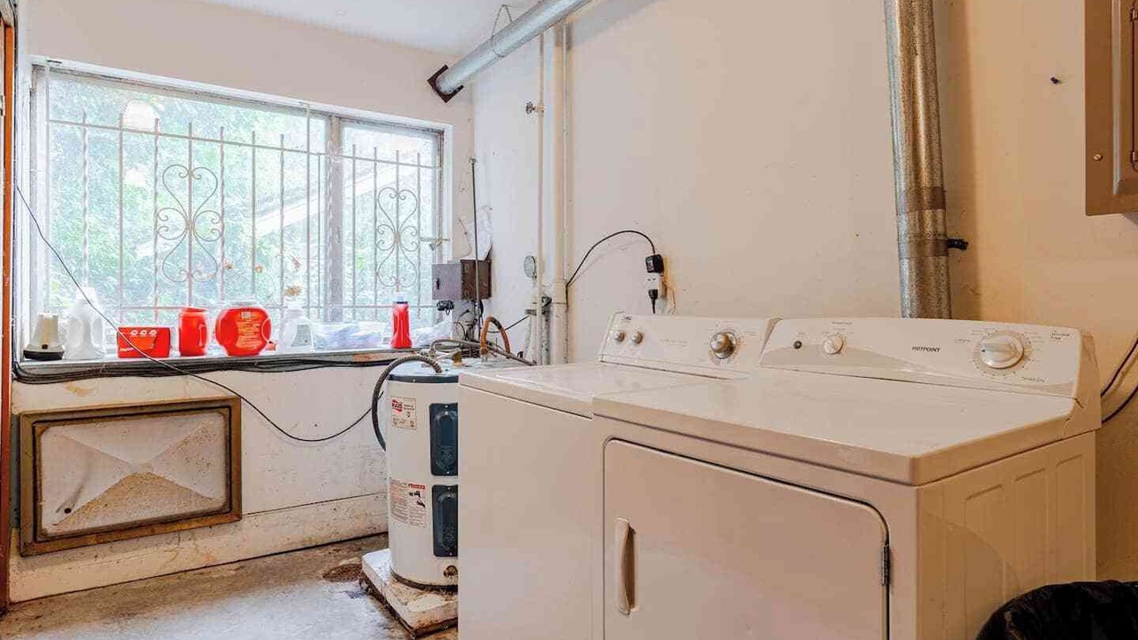 Photo of Others in University District