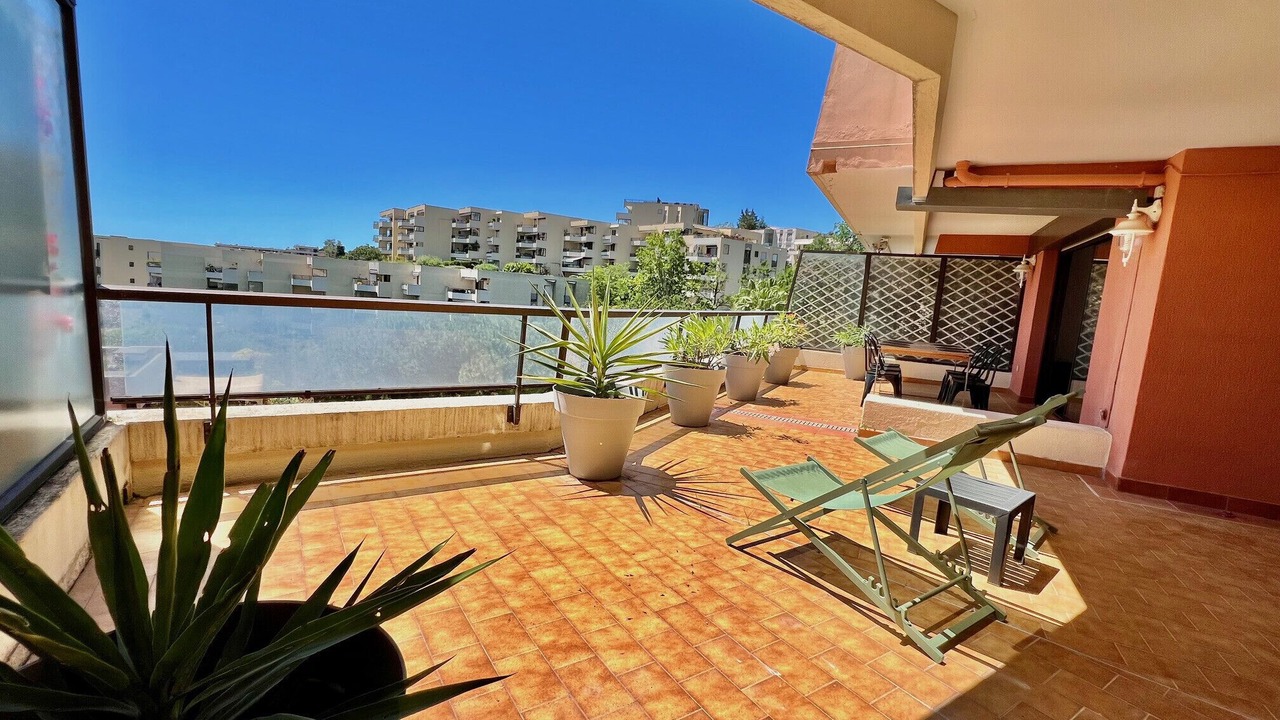 Photo of Patio Balcony in Fabron