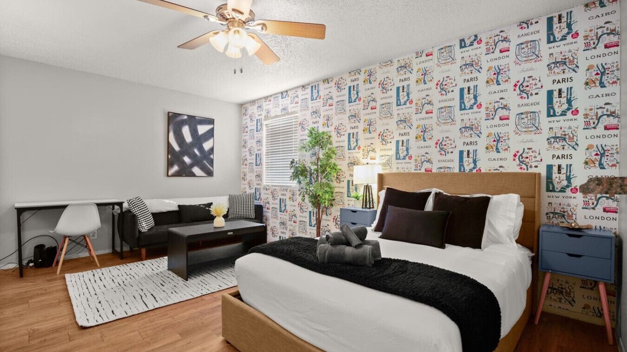 Photo of Bedroom in Brentwood